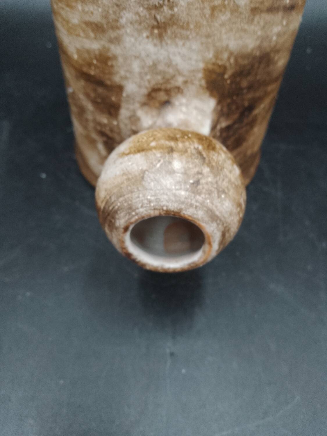 Free-form ceramic vase or tankard signed R. Kapota (Paris) 50s-60s