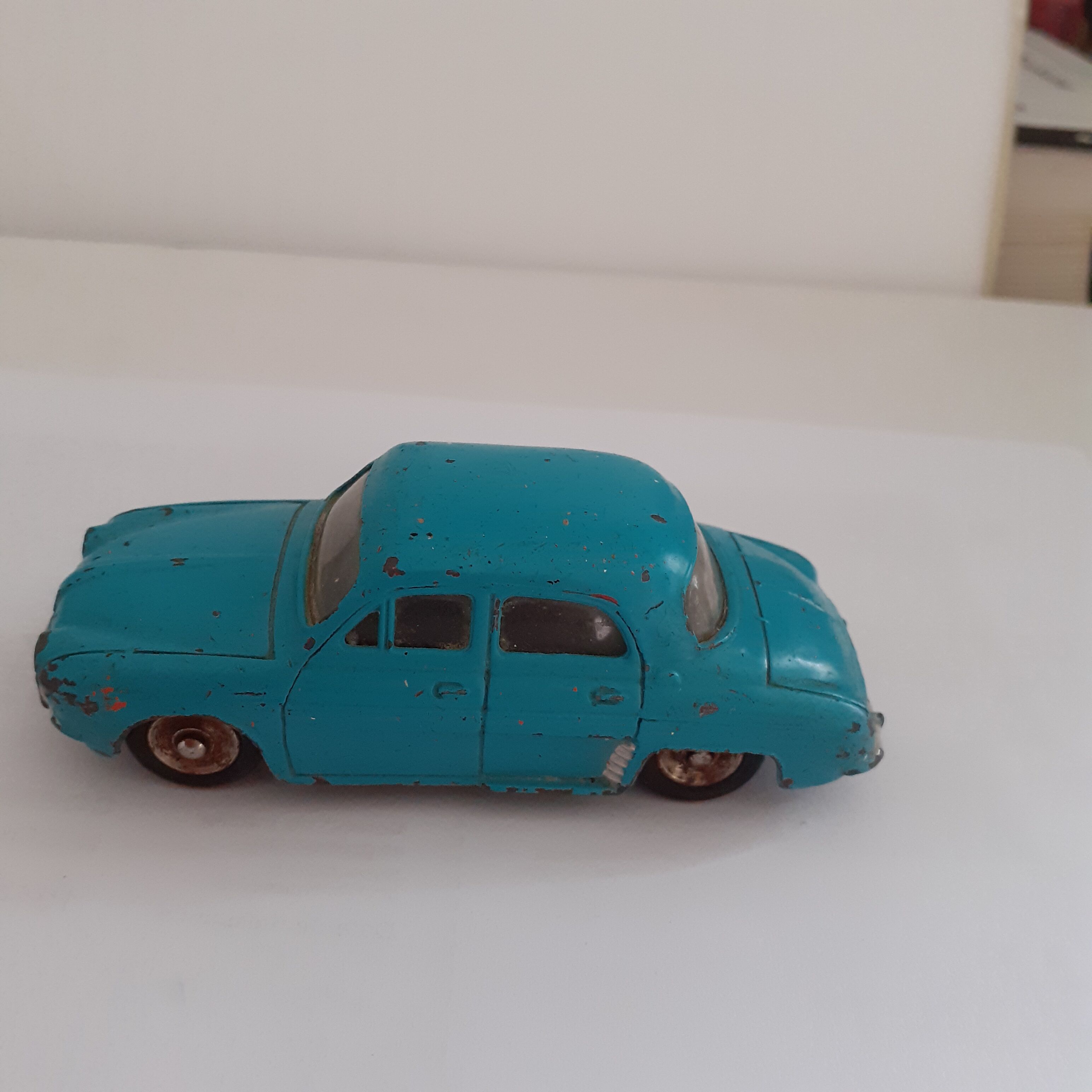 Old Dinky toys. Meccano. Renault Dauphine turquoise.