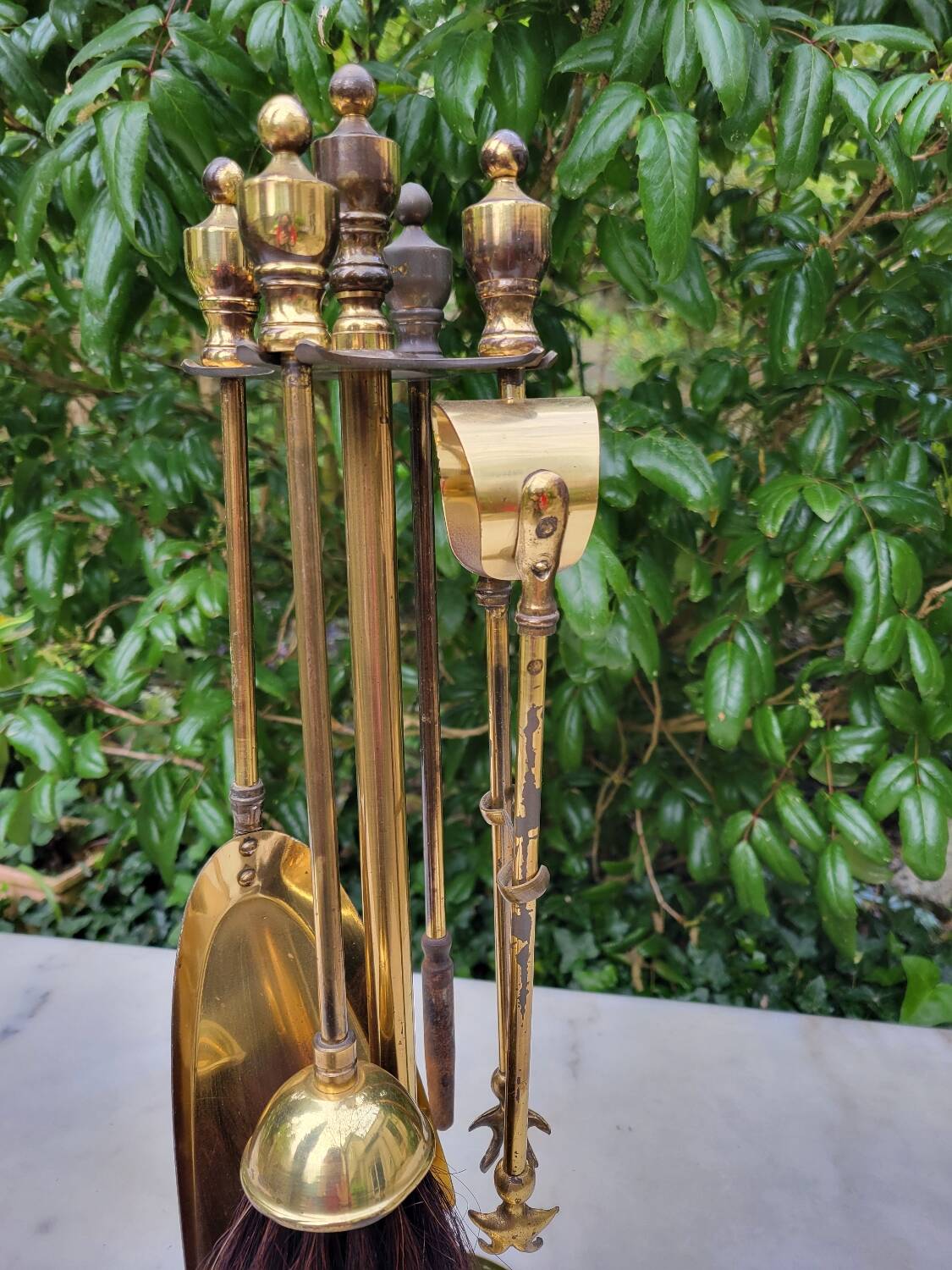 Fireplace tool set in gilded bronze