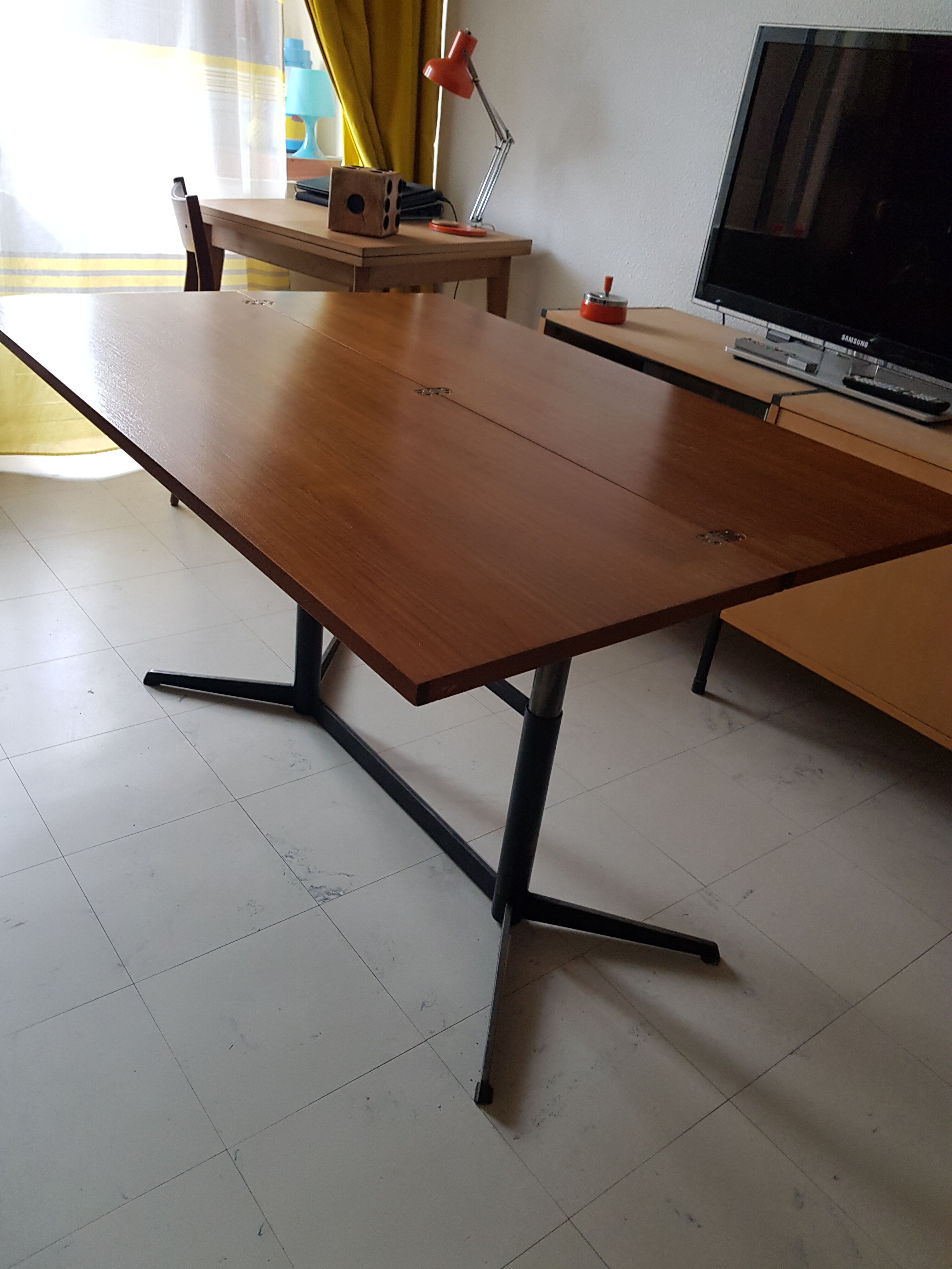 Coffee table transformable into high table