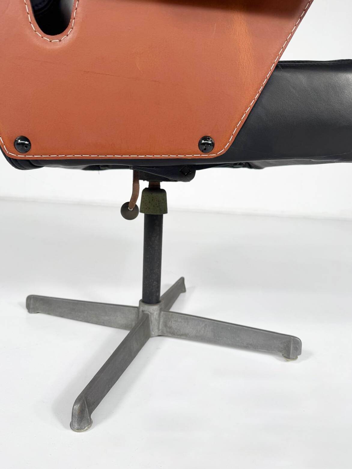 'Albenga' Armchair by Gustavo Pulitzer Finali for Arflex, 1955
