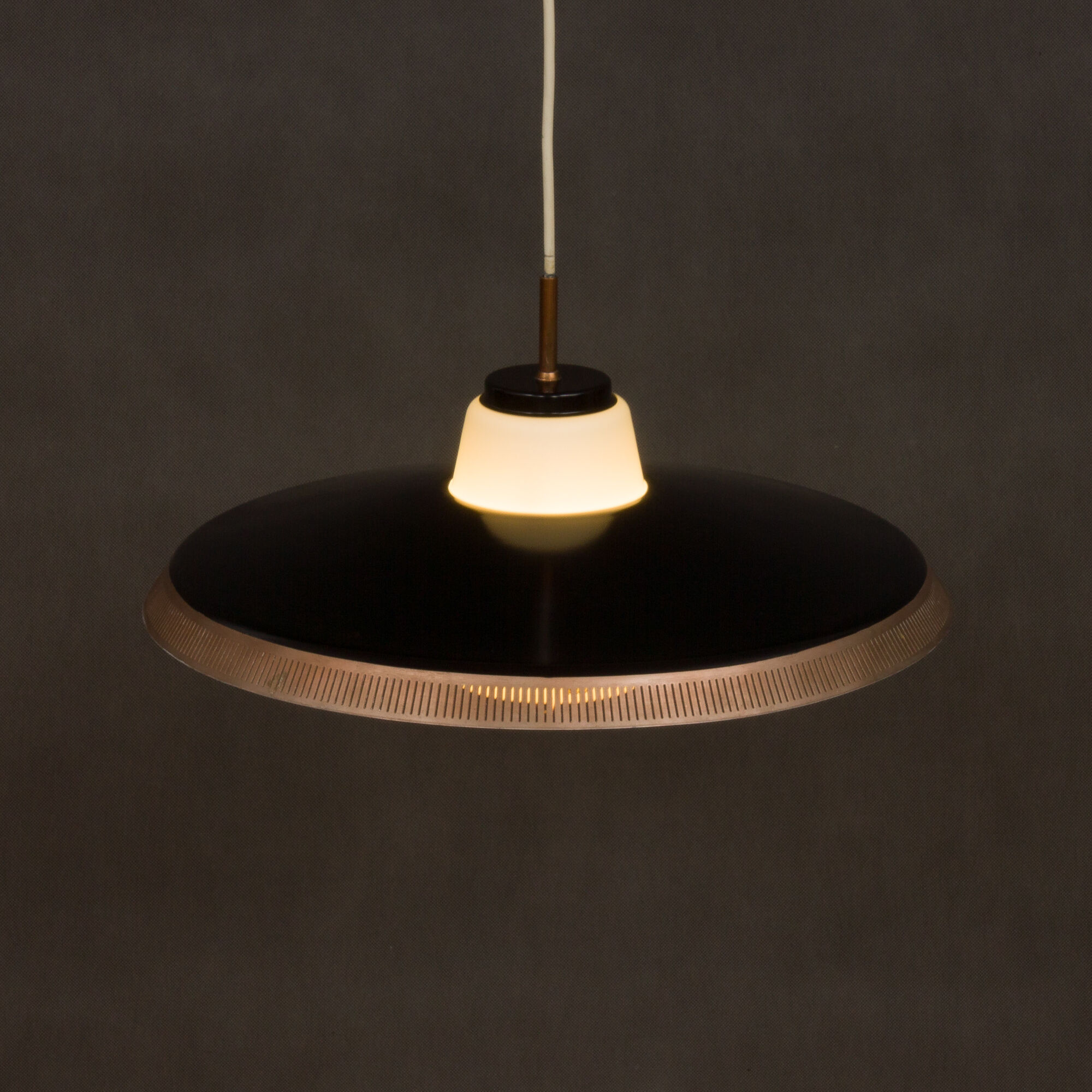 Bent Karly pendant lamp for Lyfa