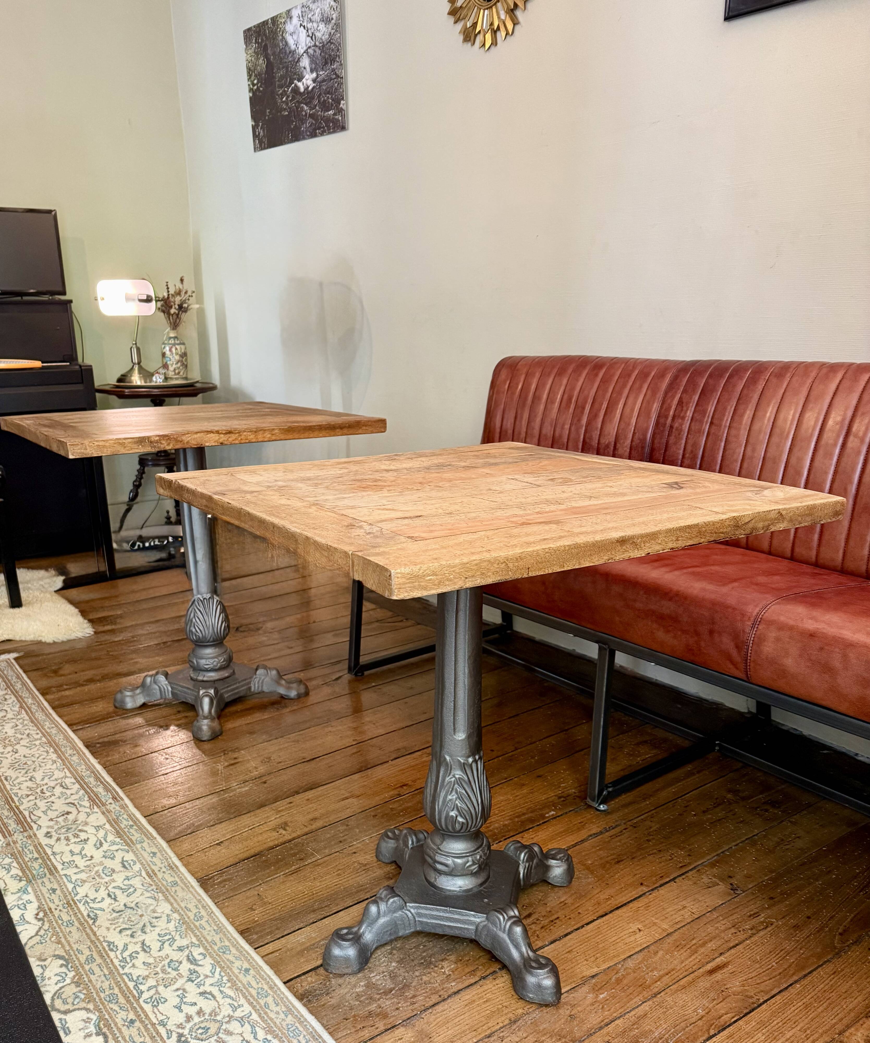 Table bistrot en manguier et fonte