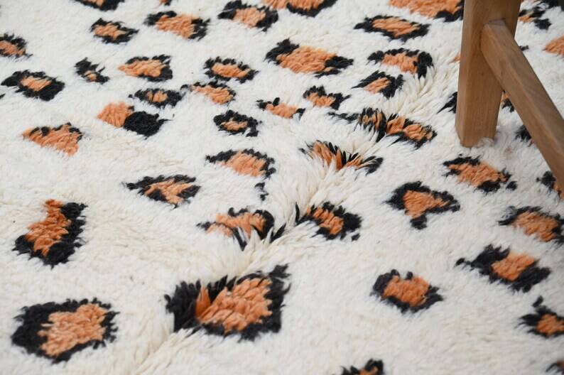Unique handcrafted Berber carpet decorated 200cmx300cm
