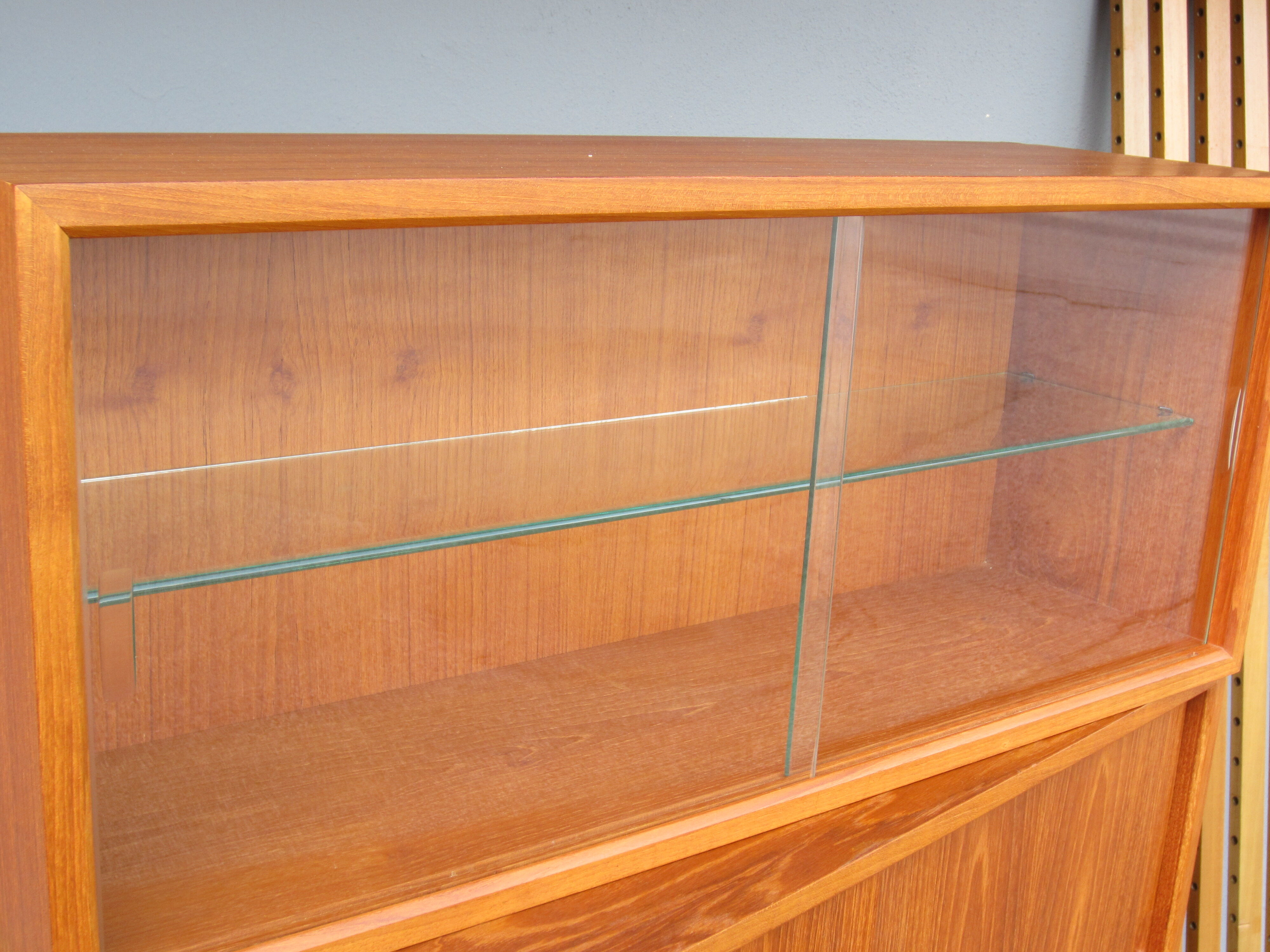 Royal system scandinavian wall shelf system by Poul Cadovius