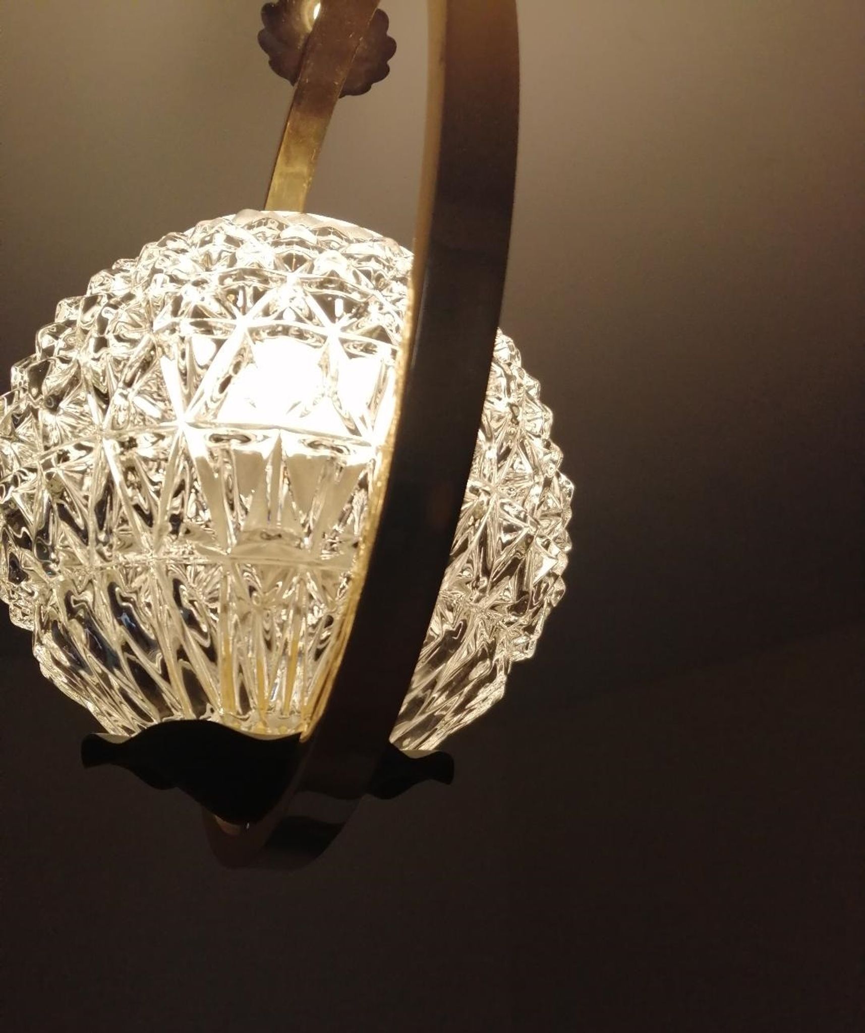Suspension années 60 cristal et métal