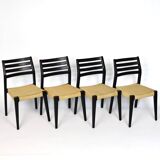Scandinavian chairs in wood and ropes