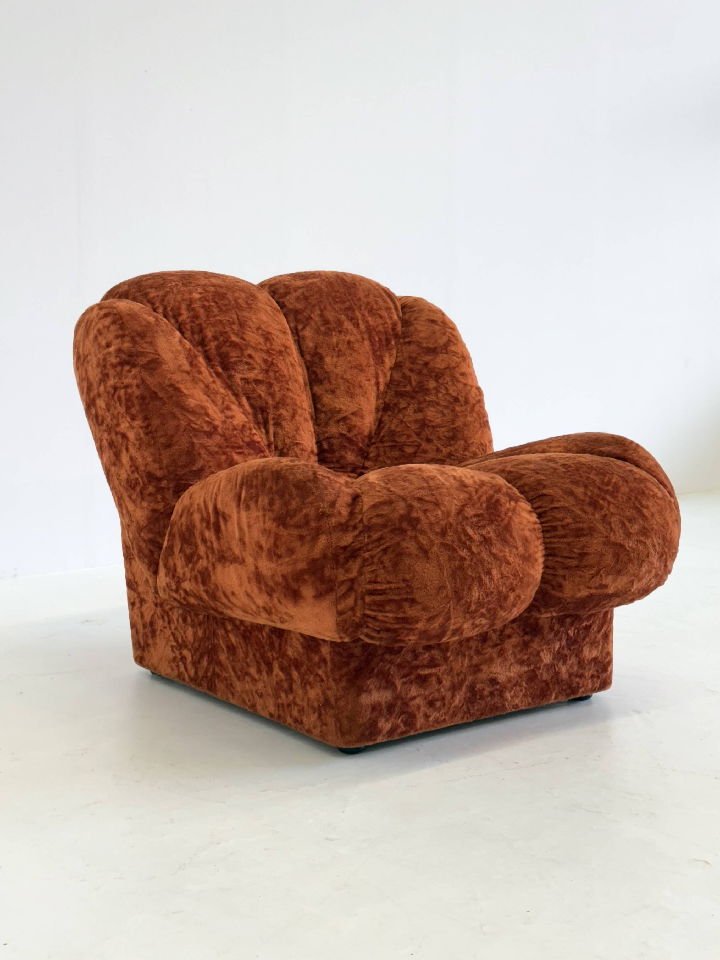 Vintage Italian Space Age armchairs in orange velvet