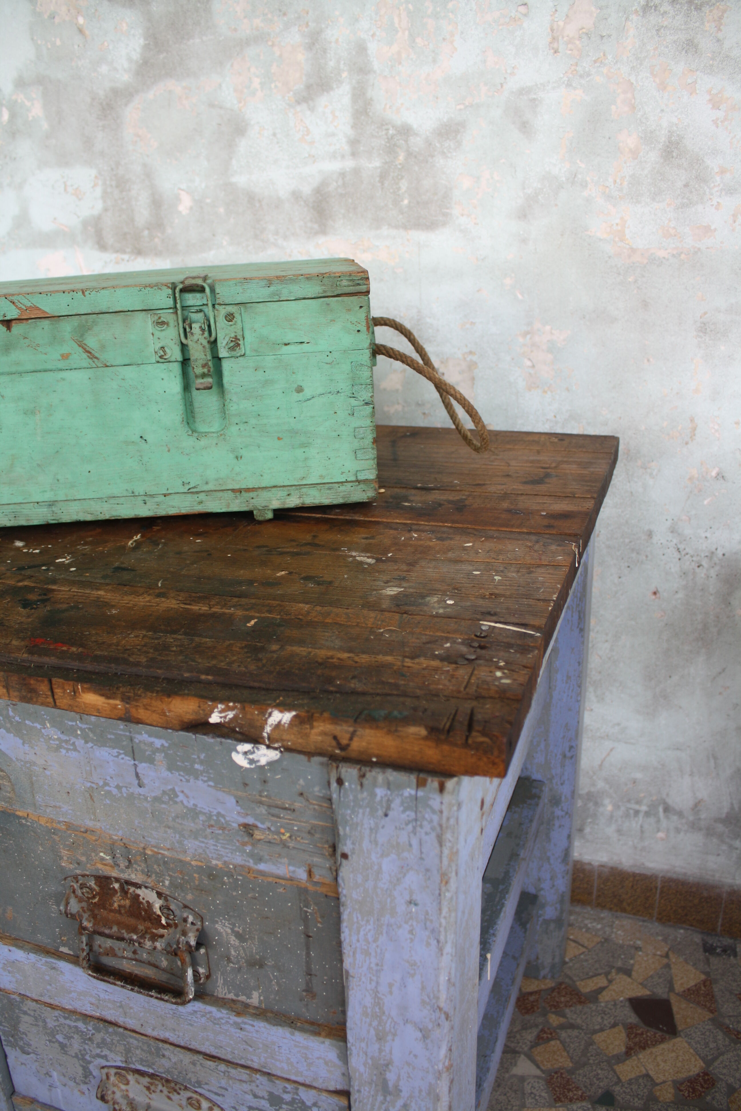 Green vintage wood tool case