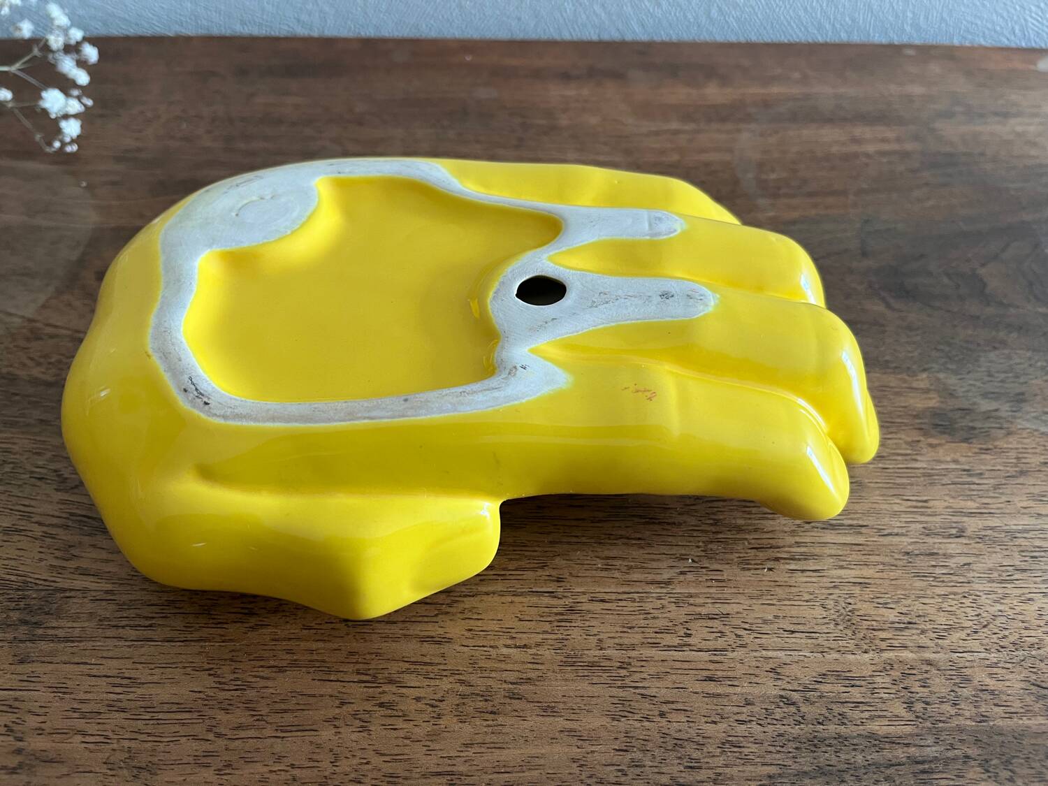 Empty ceramic hand pocket