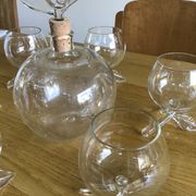 Carafe service and 6 ball glasses
