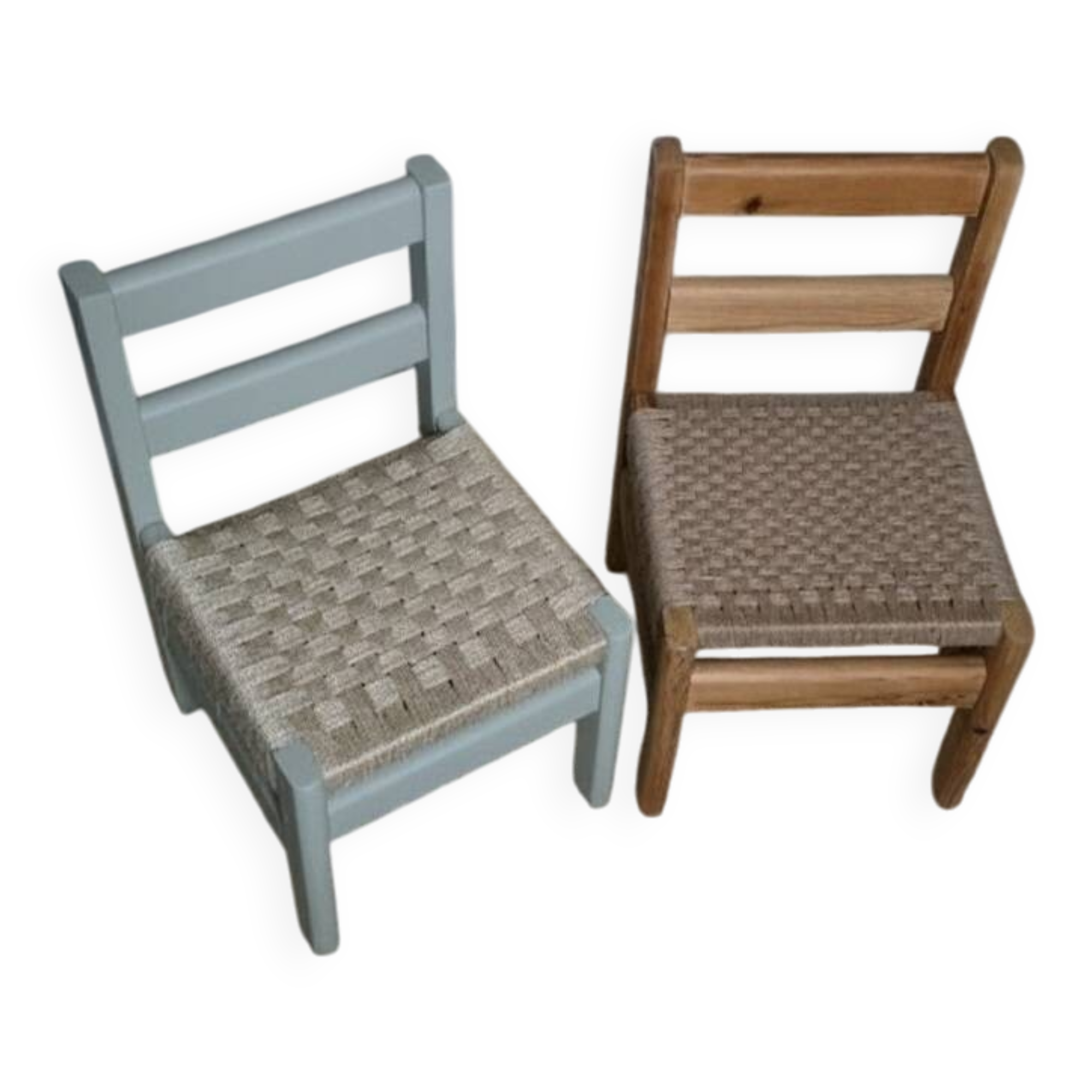 Set of two children's chairs in wood, jute and sisal