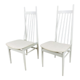 2 Scandinavian chairs with white bars from the 60s