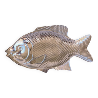 Metal fish dish