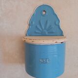 Salt box