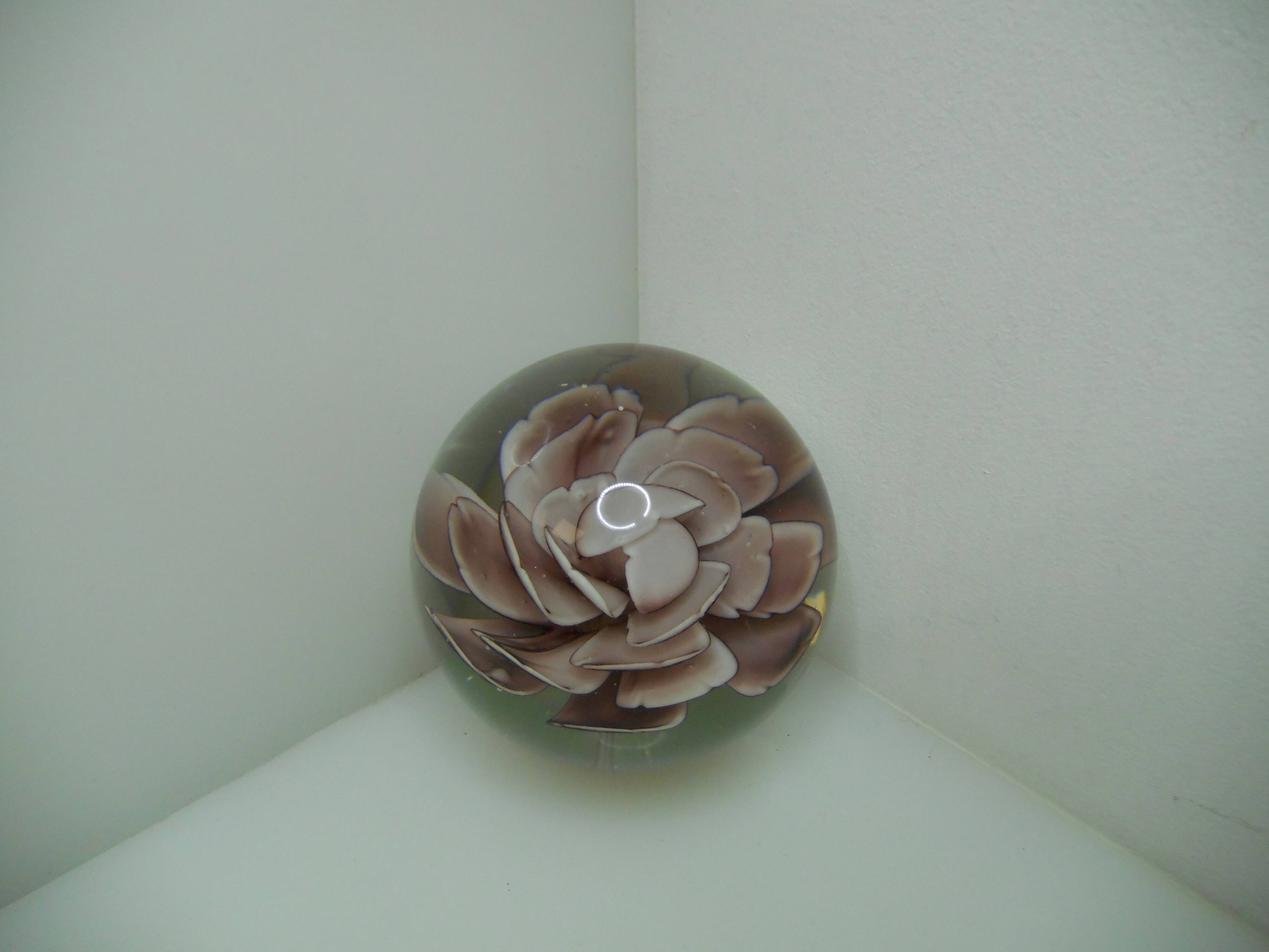 Paper press ball sulphur flower