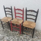 3 mulched chairs