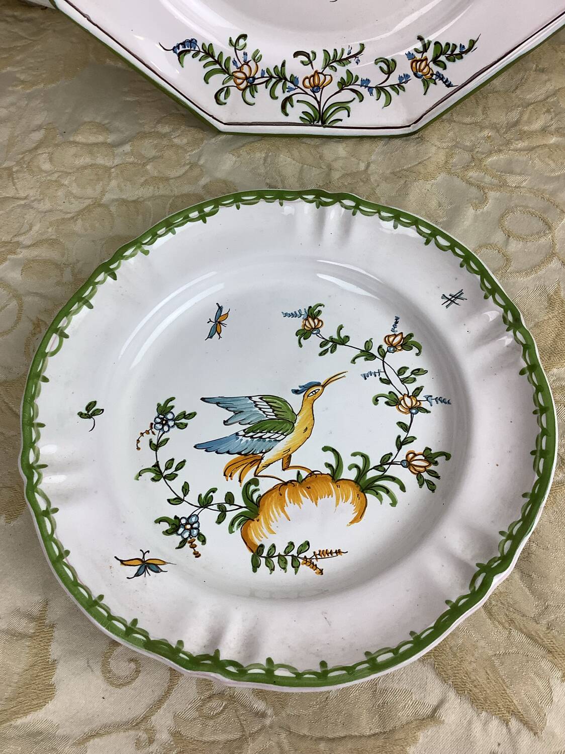 Duo Assiettes anciennes décoratives Moustiers