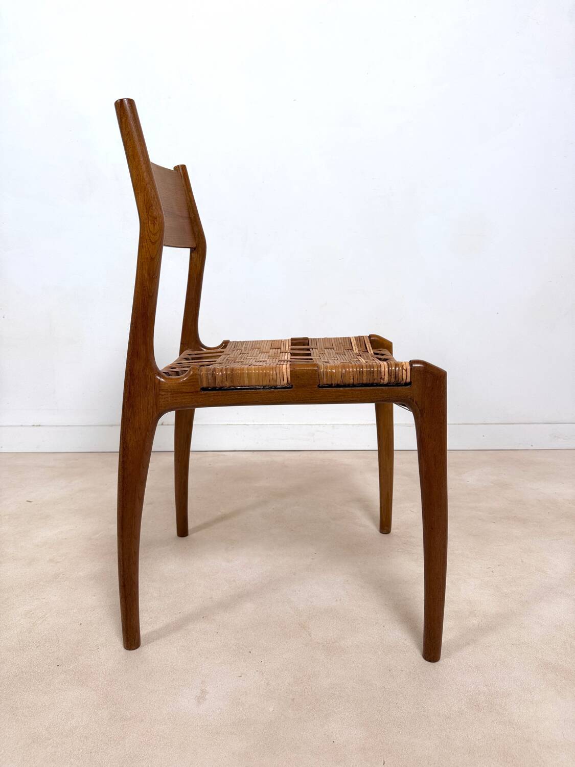 Set of 6 Gessef chairs model "Havana"