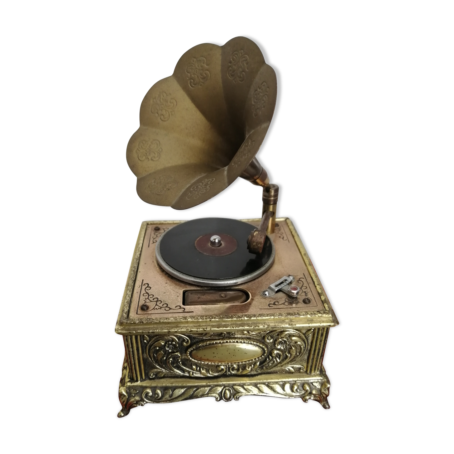 Musical phonogram and lighter