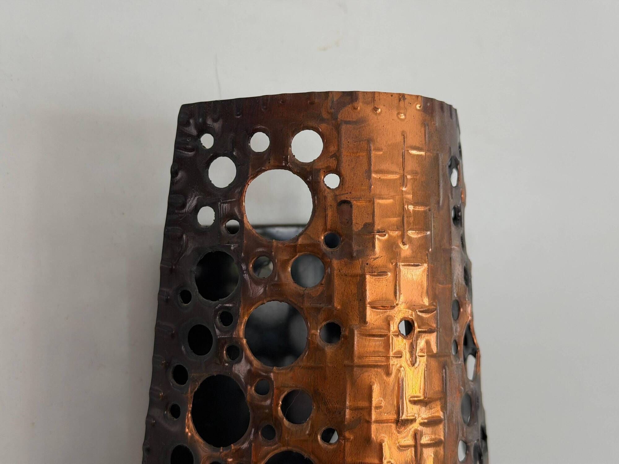 Simple metal wall light in brutalist style, 1970s, Germany.