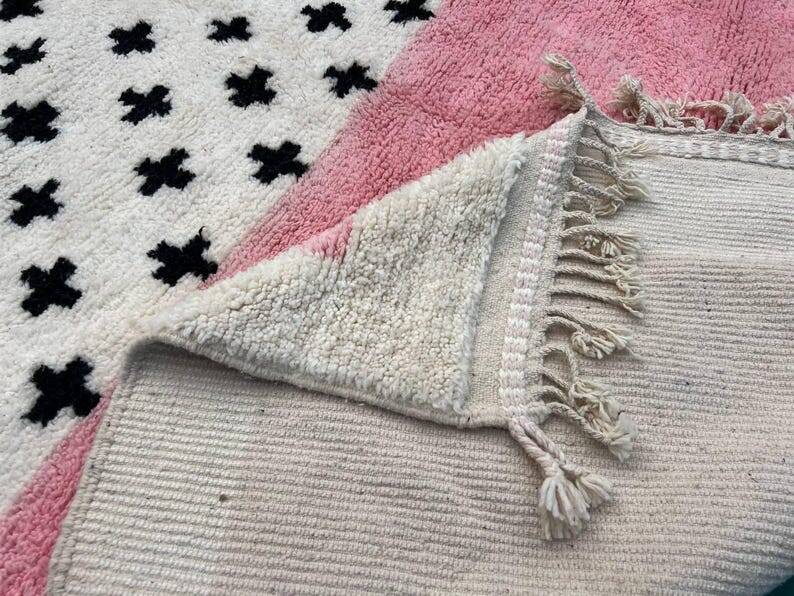 Handmade Moroccan Rug 250cm x 150cm