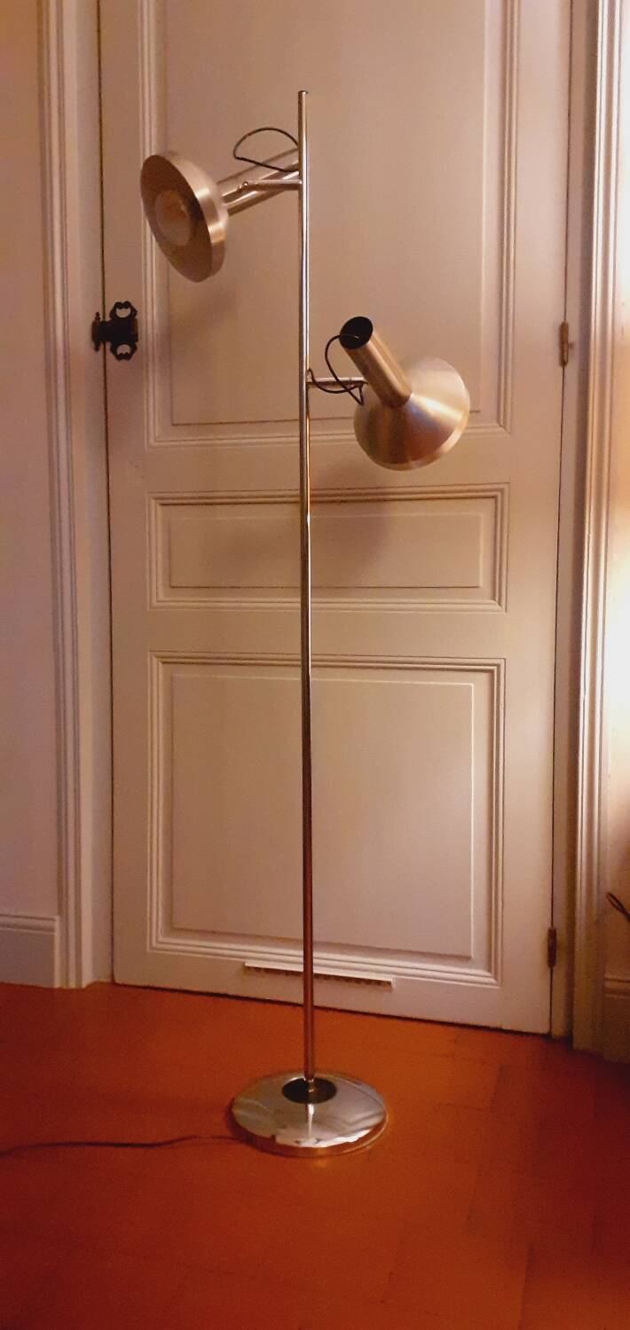 Floor lamp, reading light with two spots from the 70s in chromed metal and brushed aluminum