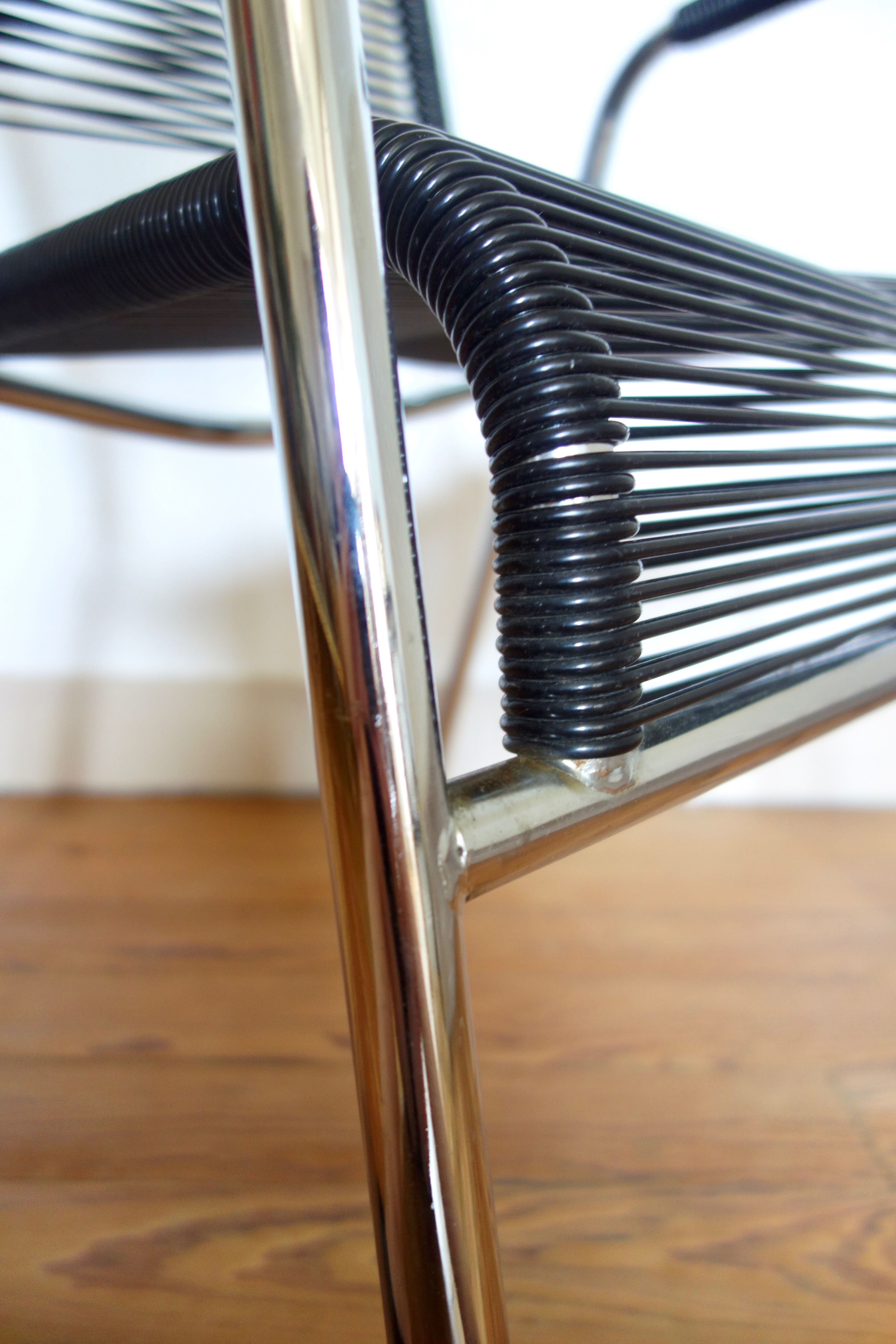 Armchair scoubidou year 70