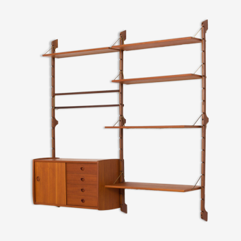 Ergo Wall Unit in teak with 6 shelves and a cabinet by John Texmon for Blindheim Møbelfabrikk