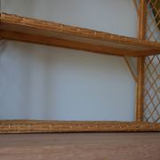 Grande étagère murale en rotin