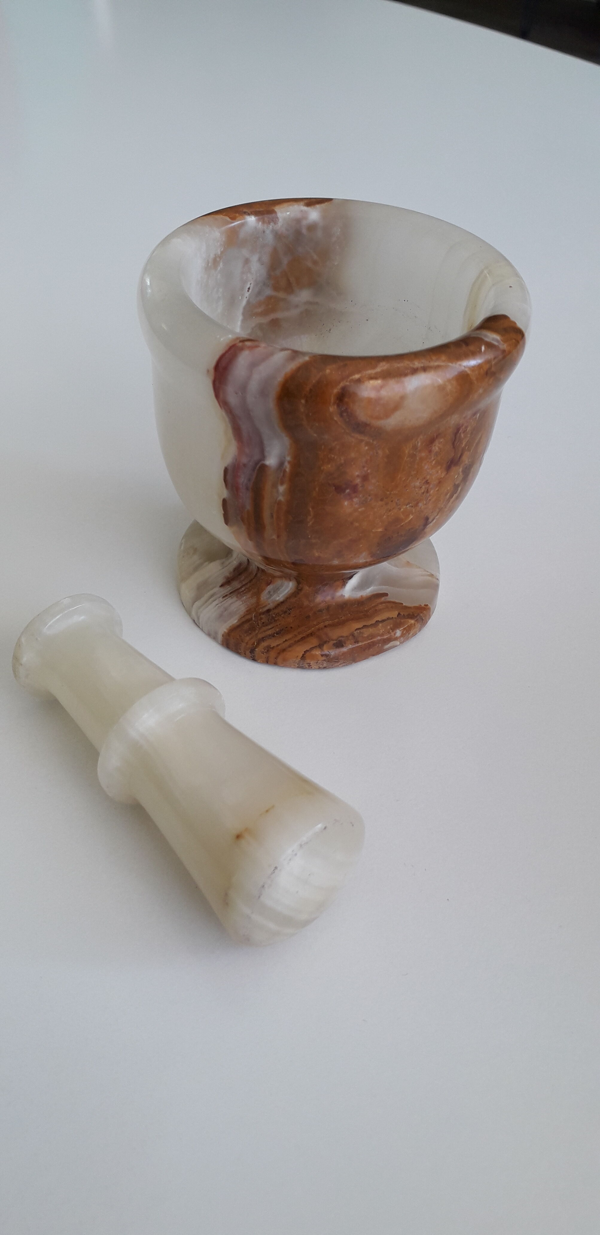 Onyx pestle and mortar