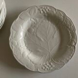 Set of 12 English earthenware plates Burleigh Davenport relief Vine leaf and strawberries