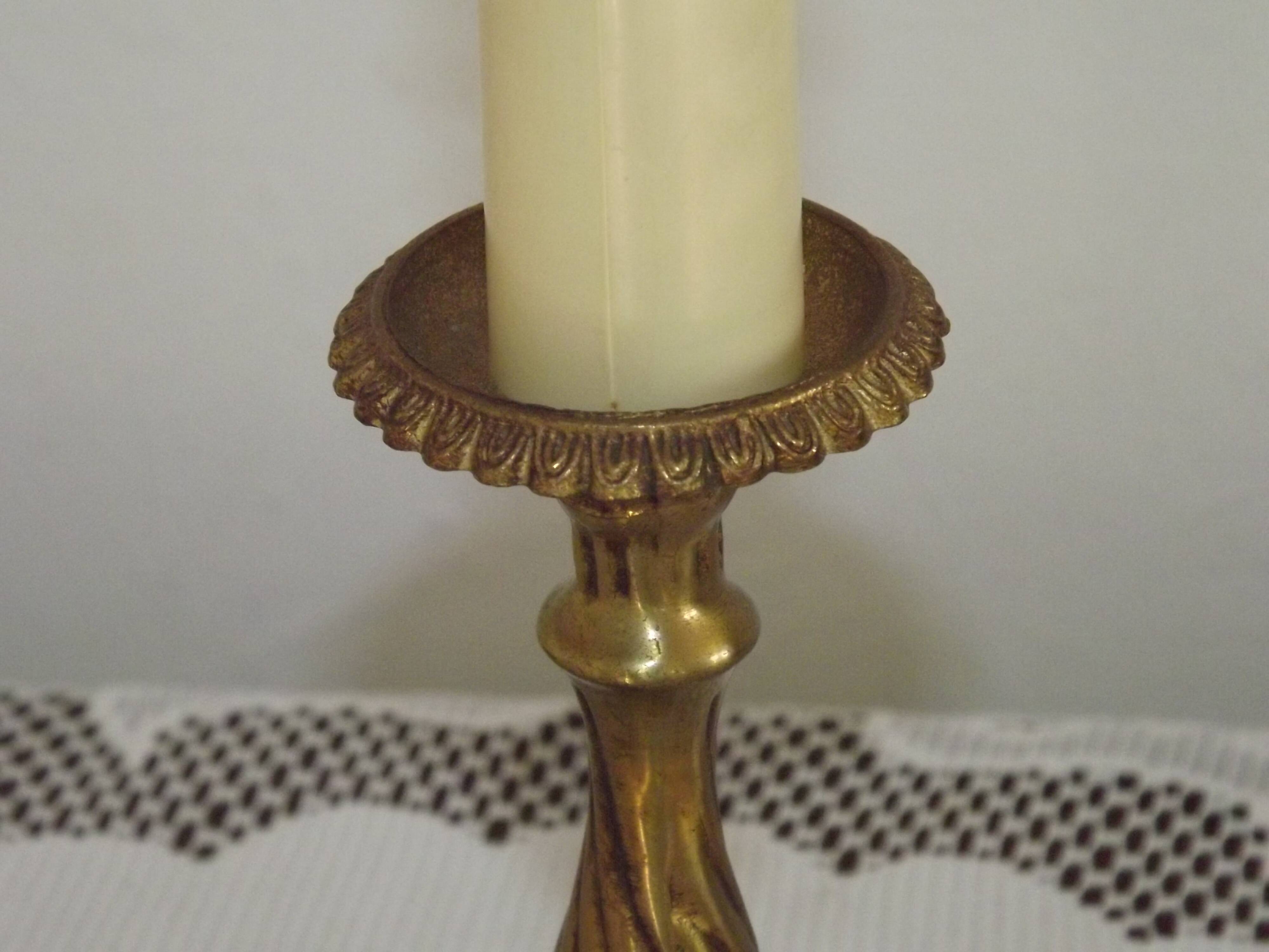 French Vintage Brass Table Lamp With Cream Fringed Shade 5567