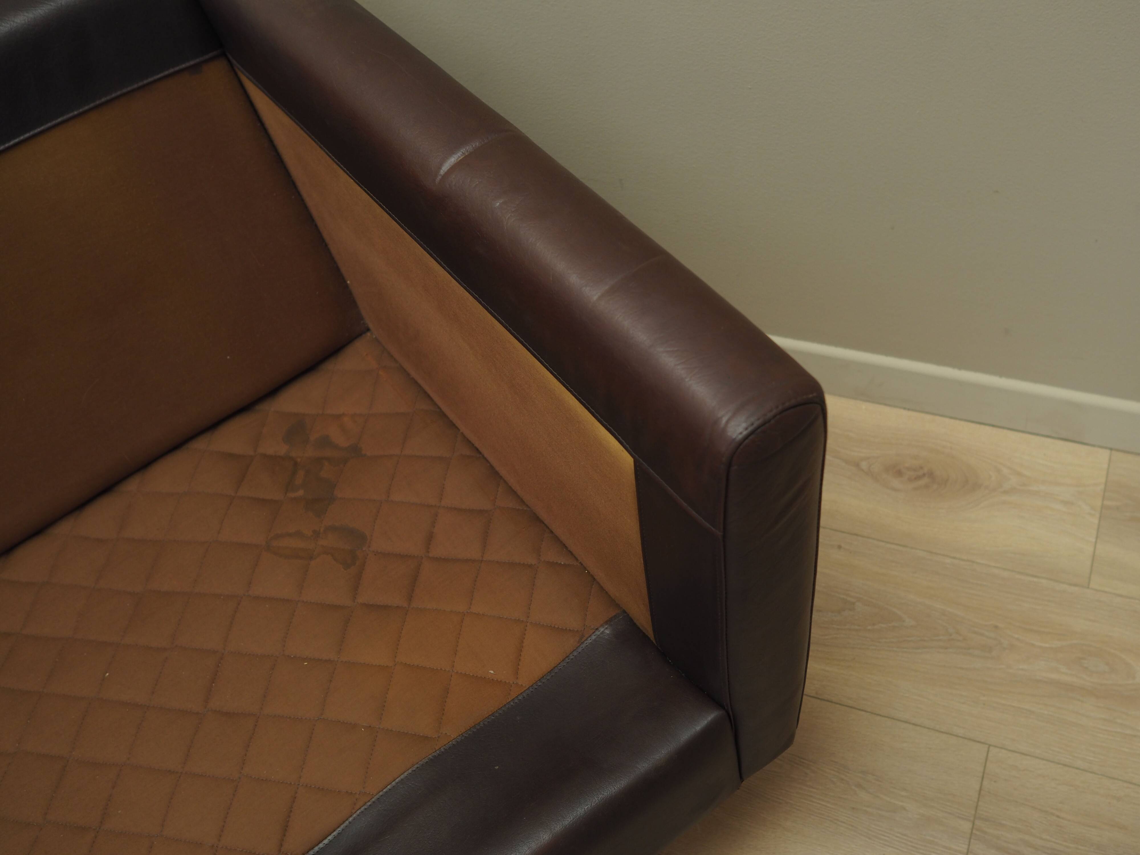 Canapé en cuir marron, design danois, années 1960, production : Danemark