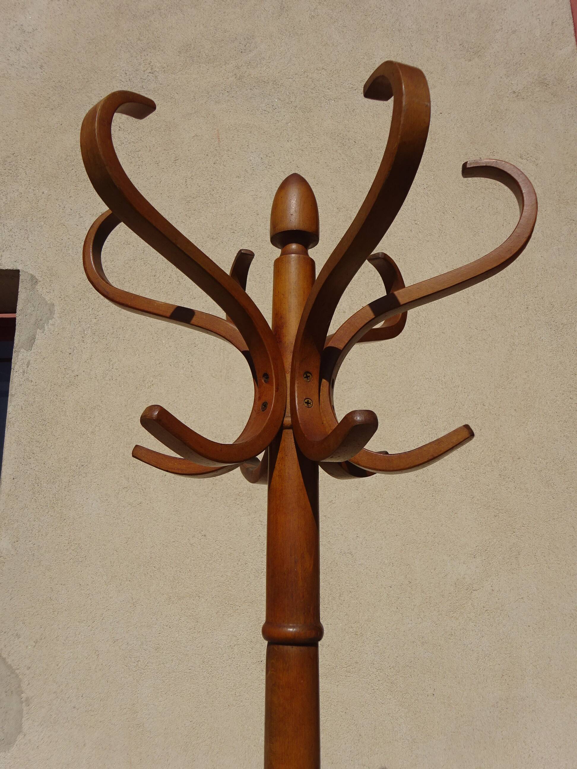 vintage parrot coat rack in bent wood