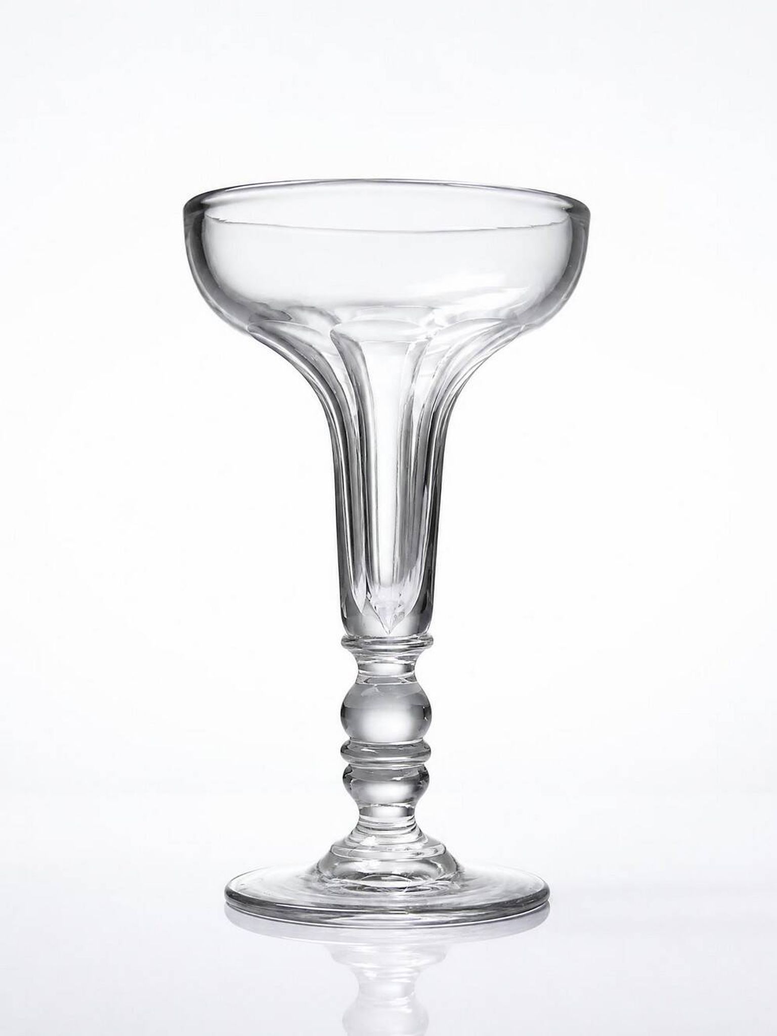 Champagne coupe, antique champenoise attributed to Baccarat, Napoleon III.