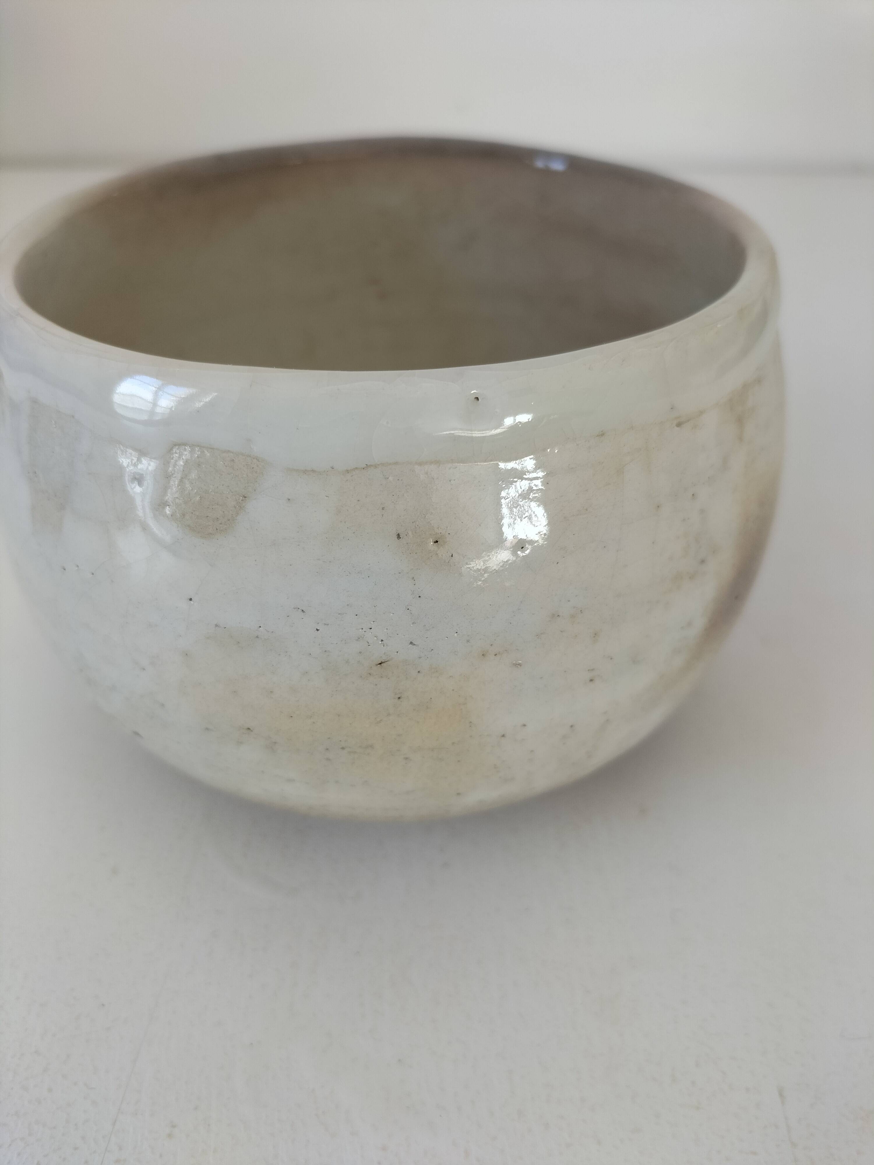 Signed handcrafted stoneware bowl – 70s wasi-sabi style