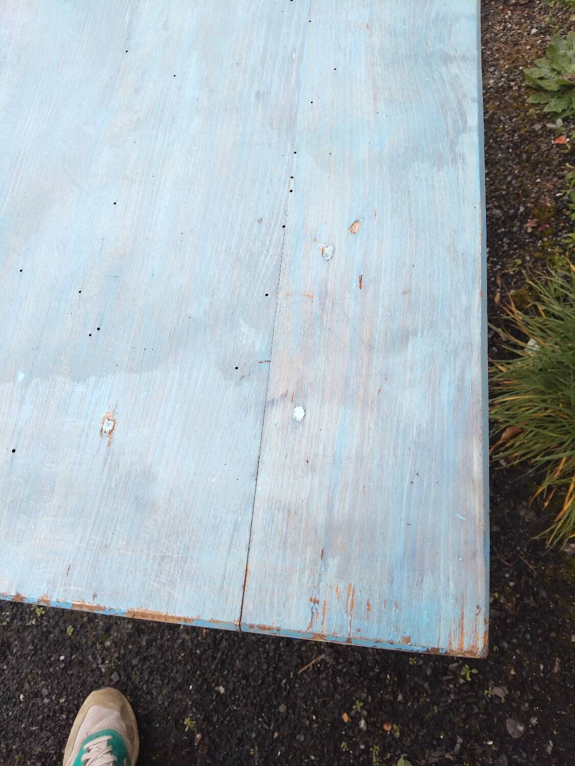 Antique table with spindle legs, patinated in celadon blue – solid wood – 19