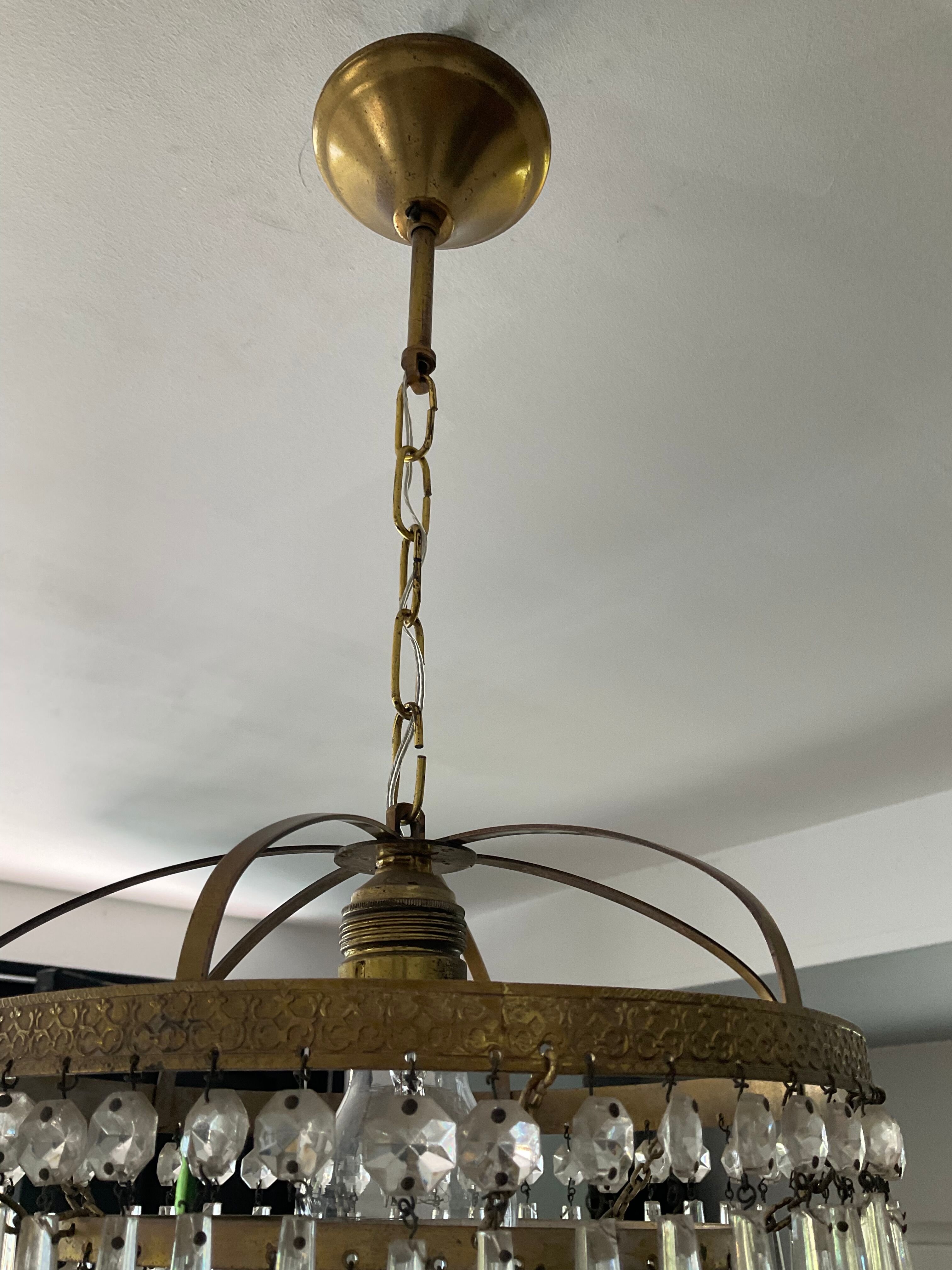 Chandelier cascade of tassels from the 60s-70s