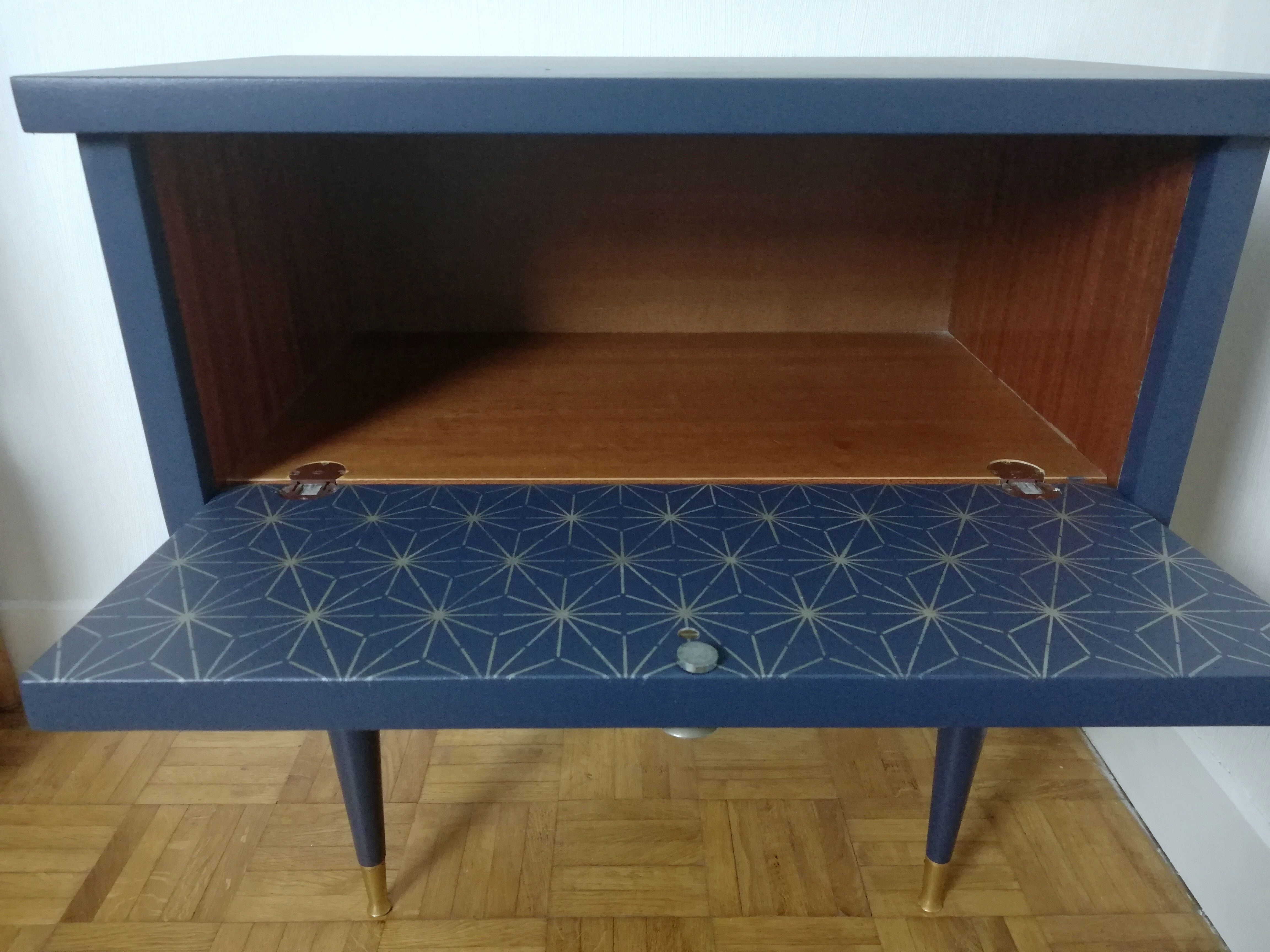 Bedside 60s blue night