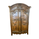 Bressane wardrobe with arched cornice, walnut and fresne magnifying glass.