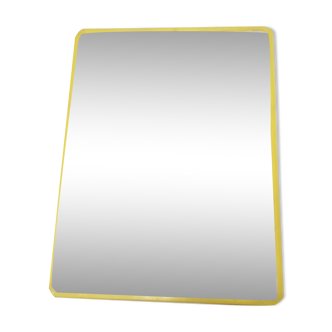 Wall-mounted barber mirror - Rectangle - yellow plastic outline - 1970 29x38cm