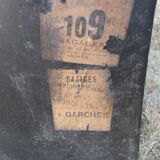Malle de voiture ancienne