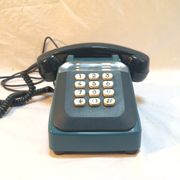Socotel S63 vintage phone with keys 80