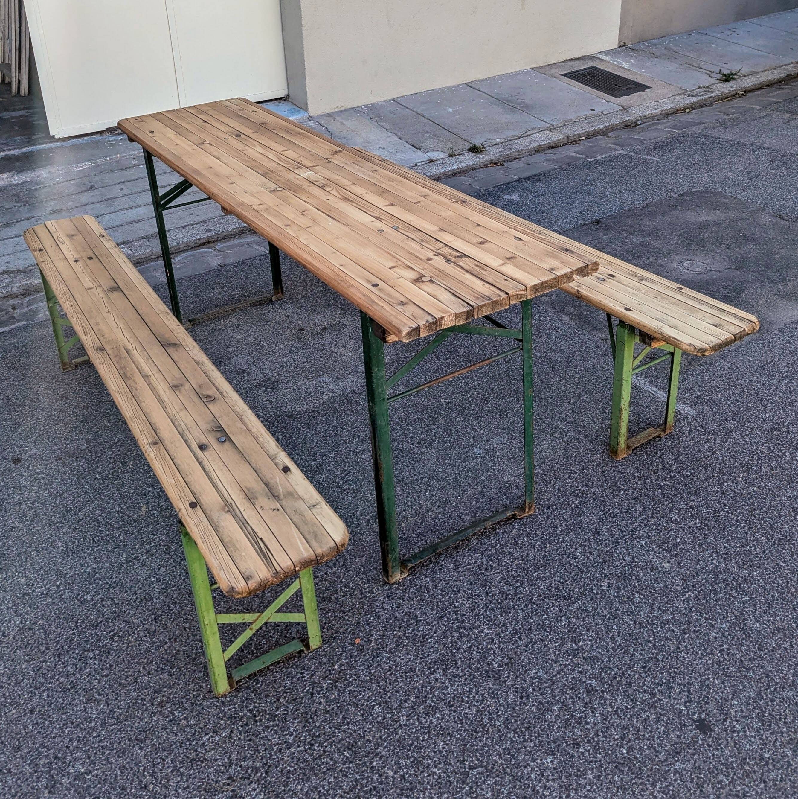 Guinguette table and benches set