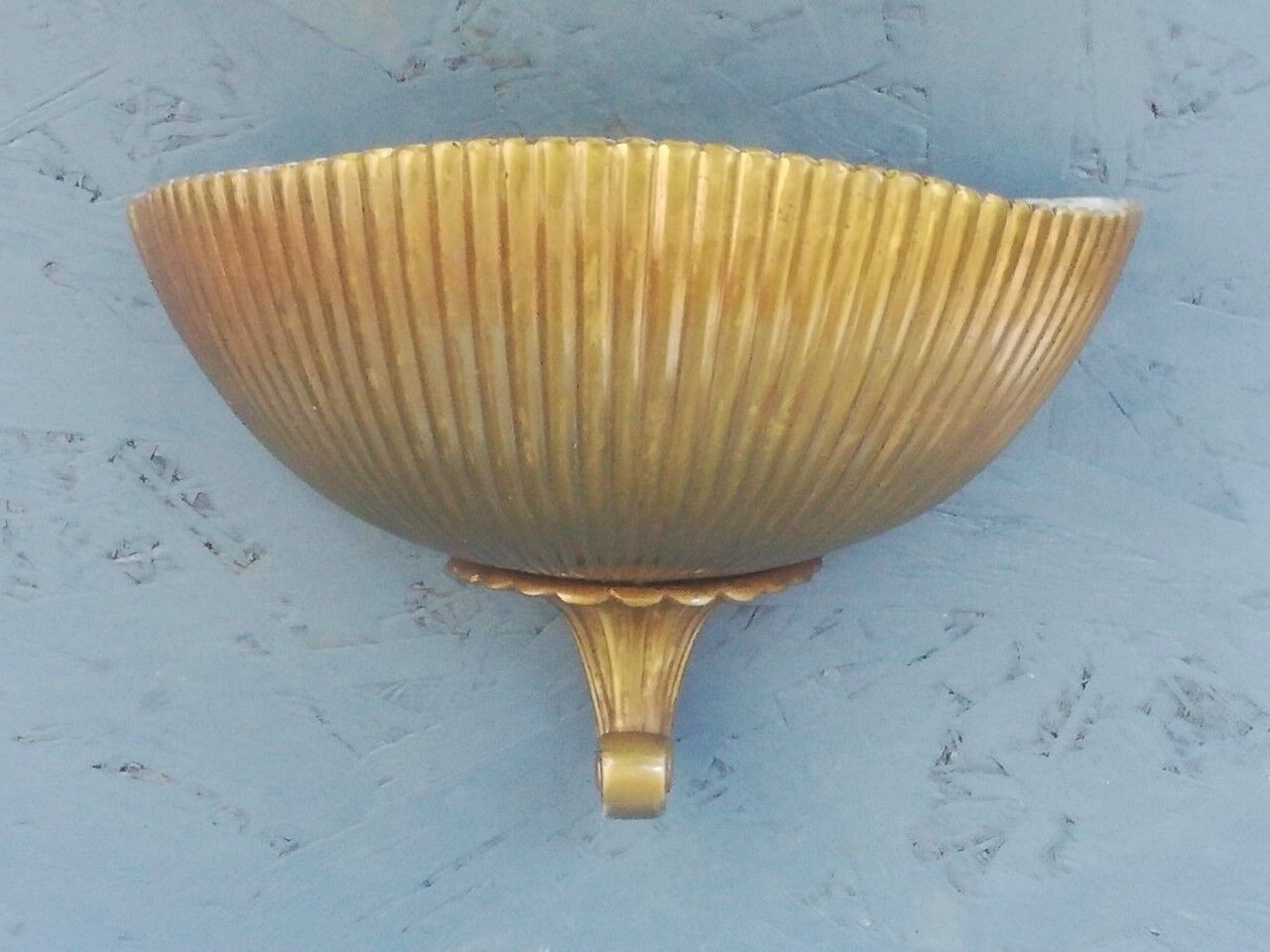 Art Deco wall lamp 40s in bronze and brass shell shape