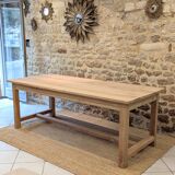 Farm table