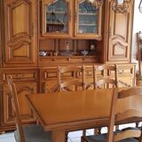 Table and 6 chairs