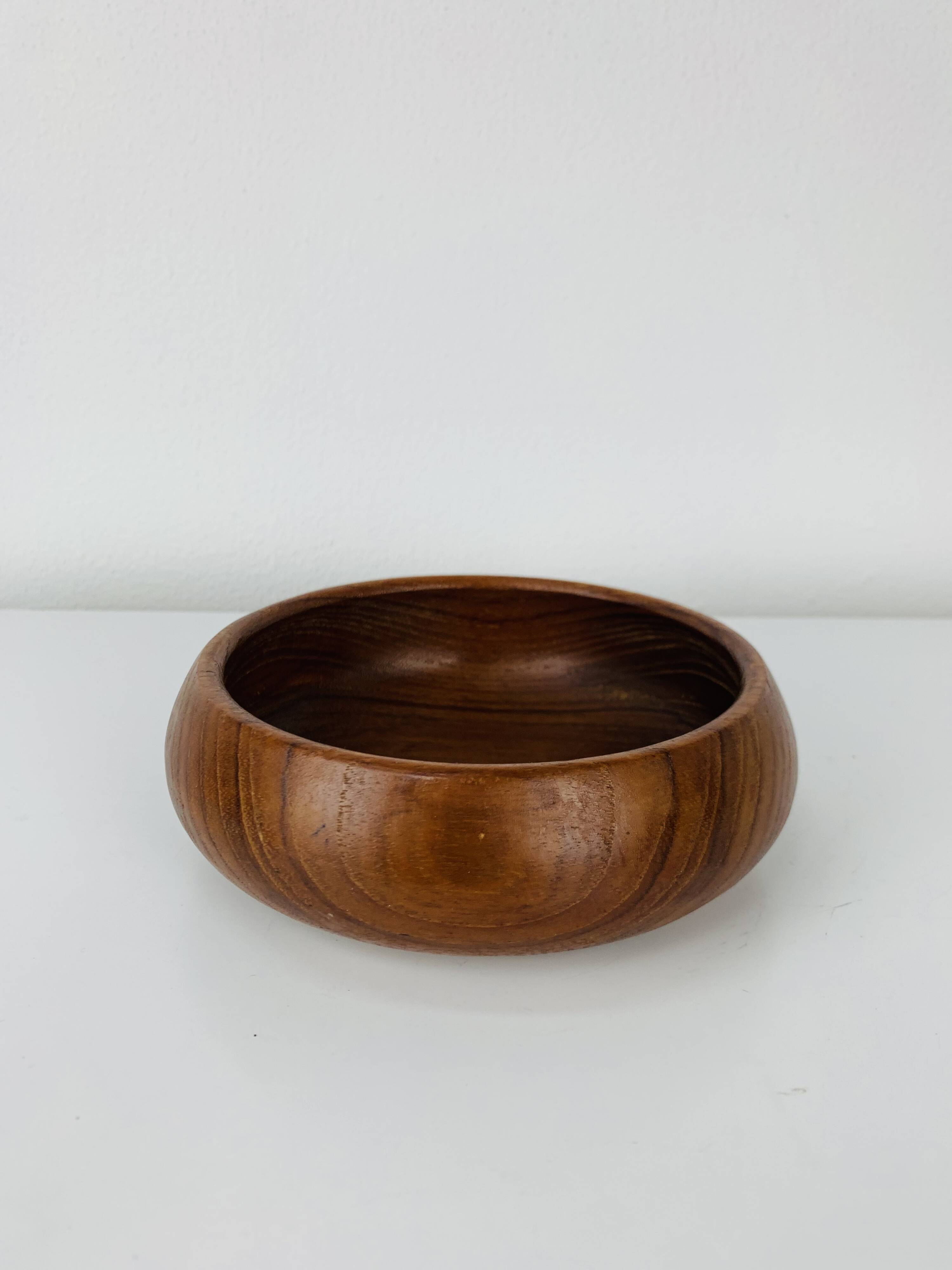 Scandinavian teak pocket emptier, 1960s