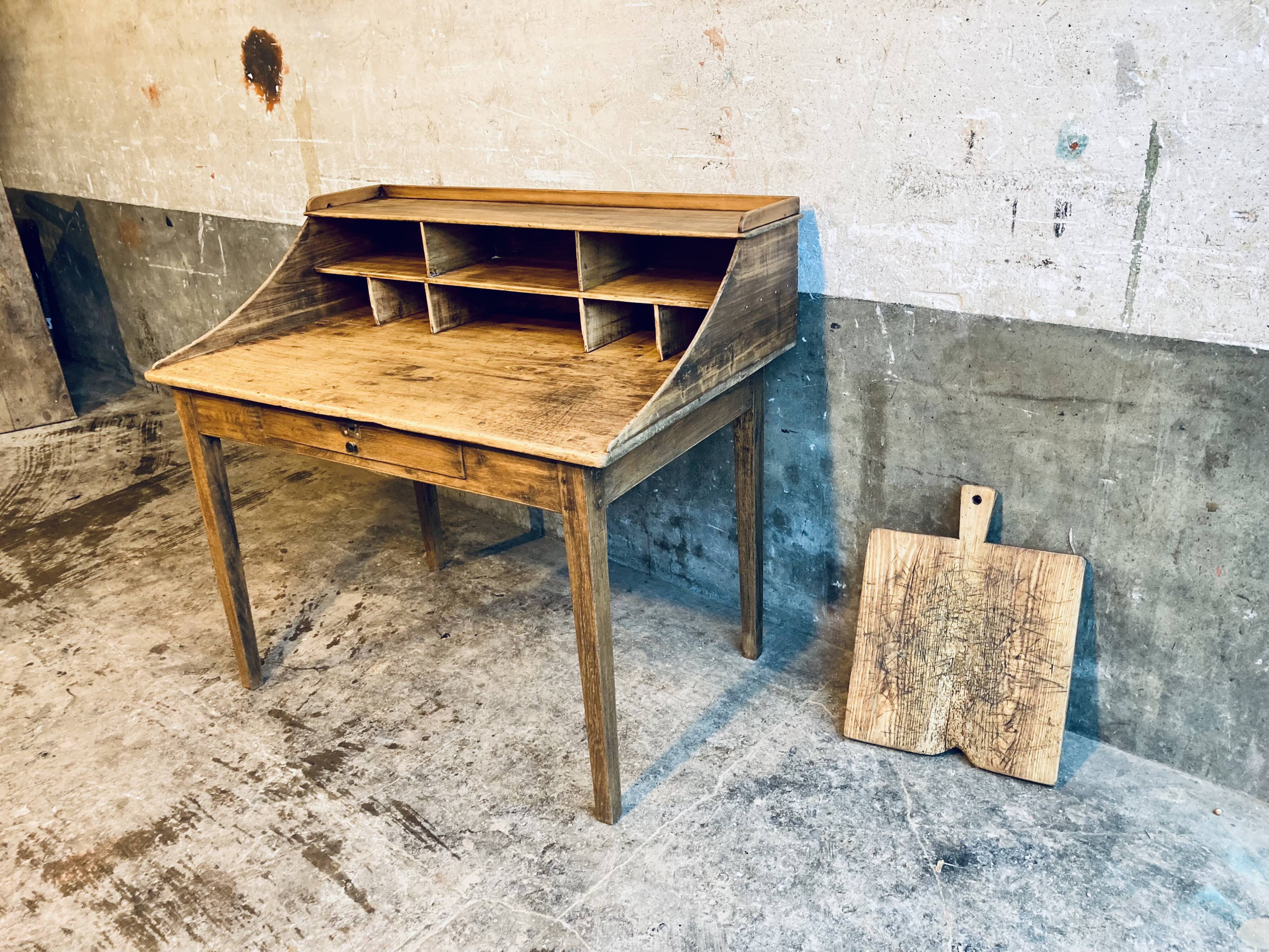 Bureau gradin